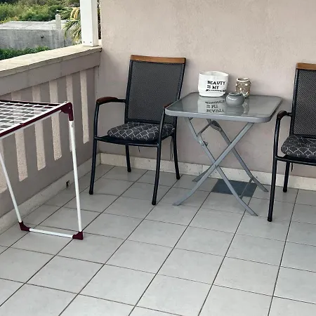 Appartement Zdrava *