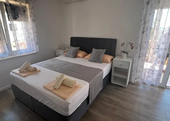 Appartement Zdrava *